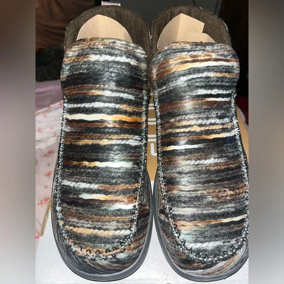 Hey Dude Women's Shoes - Picture 4 of 8